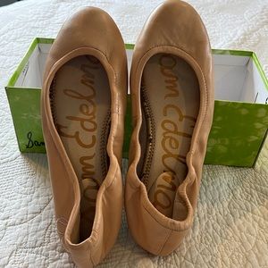 Sam Edelman nude leather flat